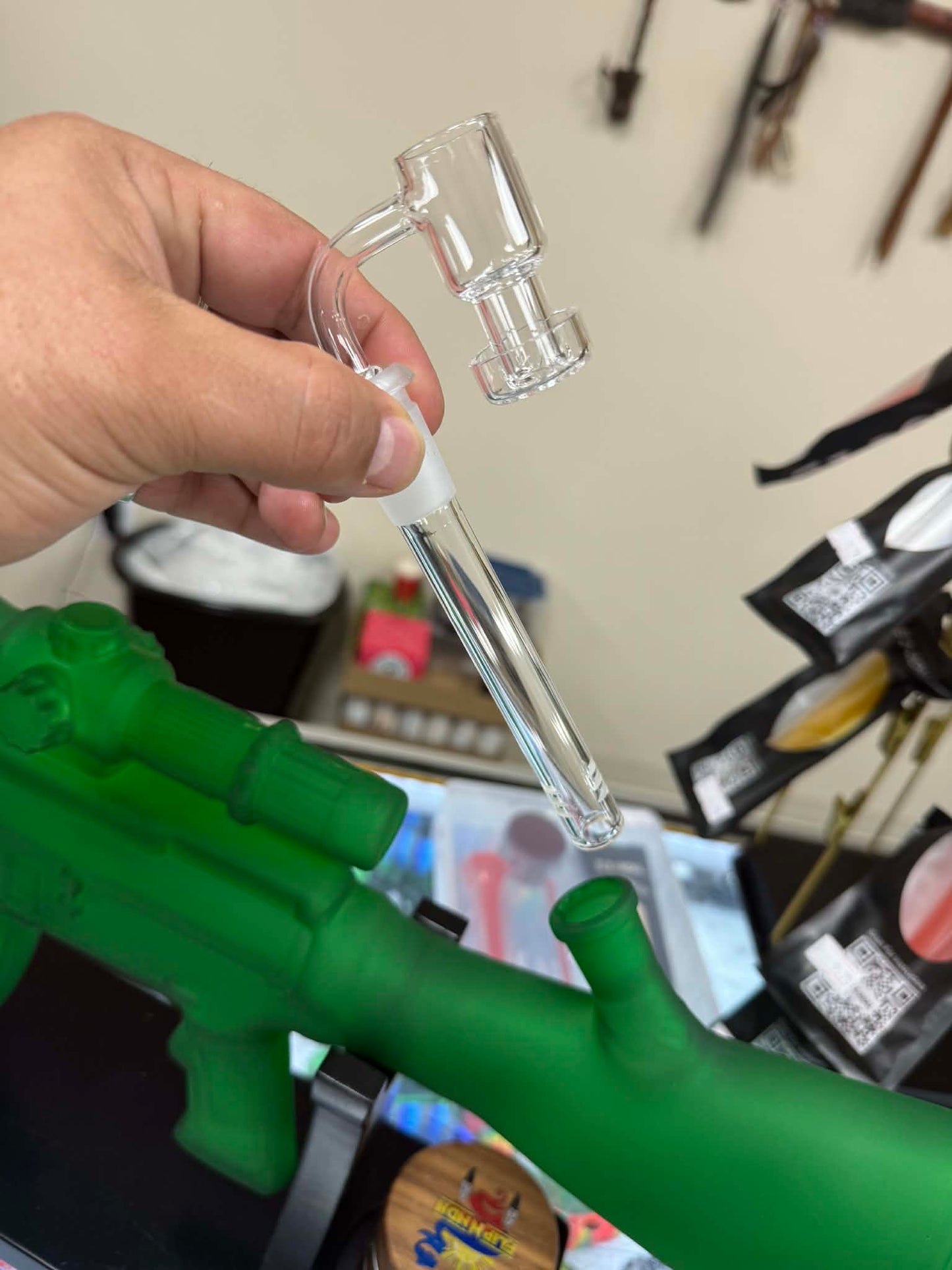 Thunderstrike Frosted Glass Bong with Dabs tip, includes Stand, FlipNndn Grinder, & Cheech & Chong Torche KIT