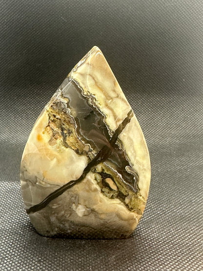 Volcanic Agate E